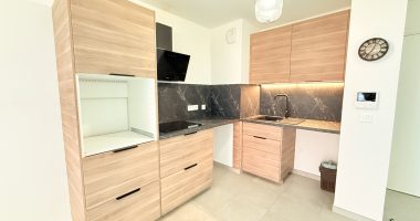 f5984023.jpg