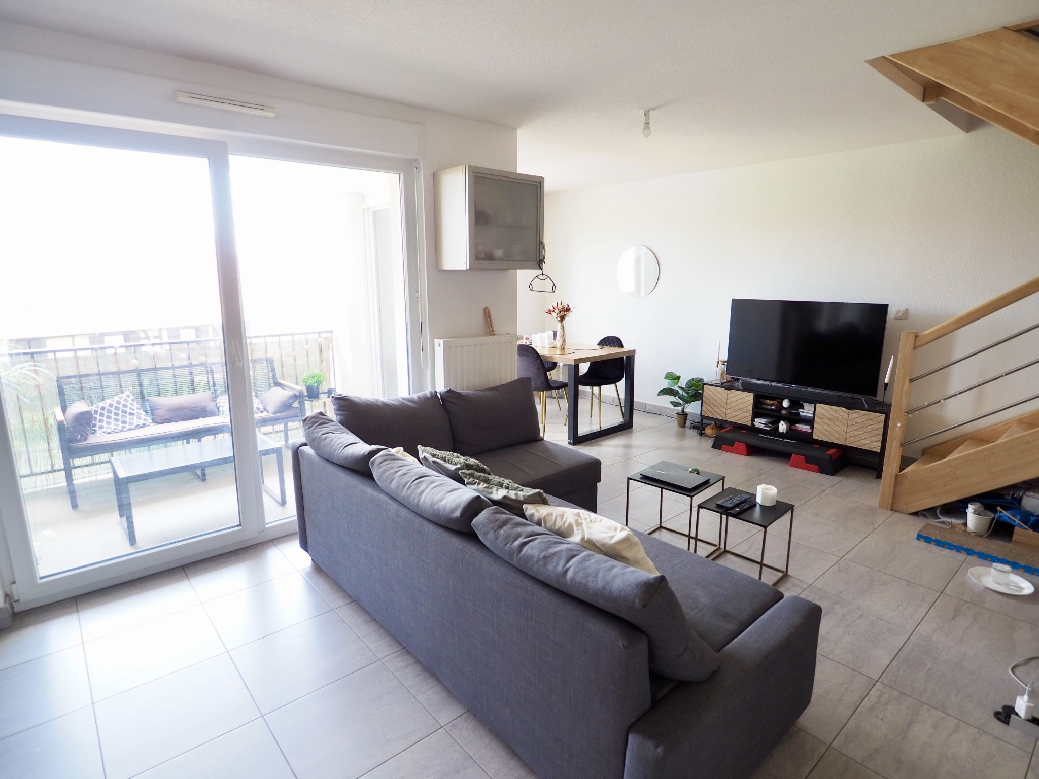 Beau F3 récent de 72m2 loué.