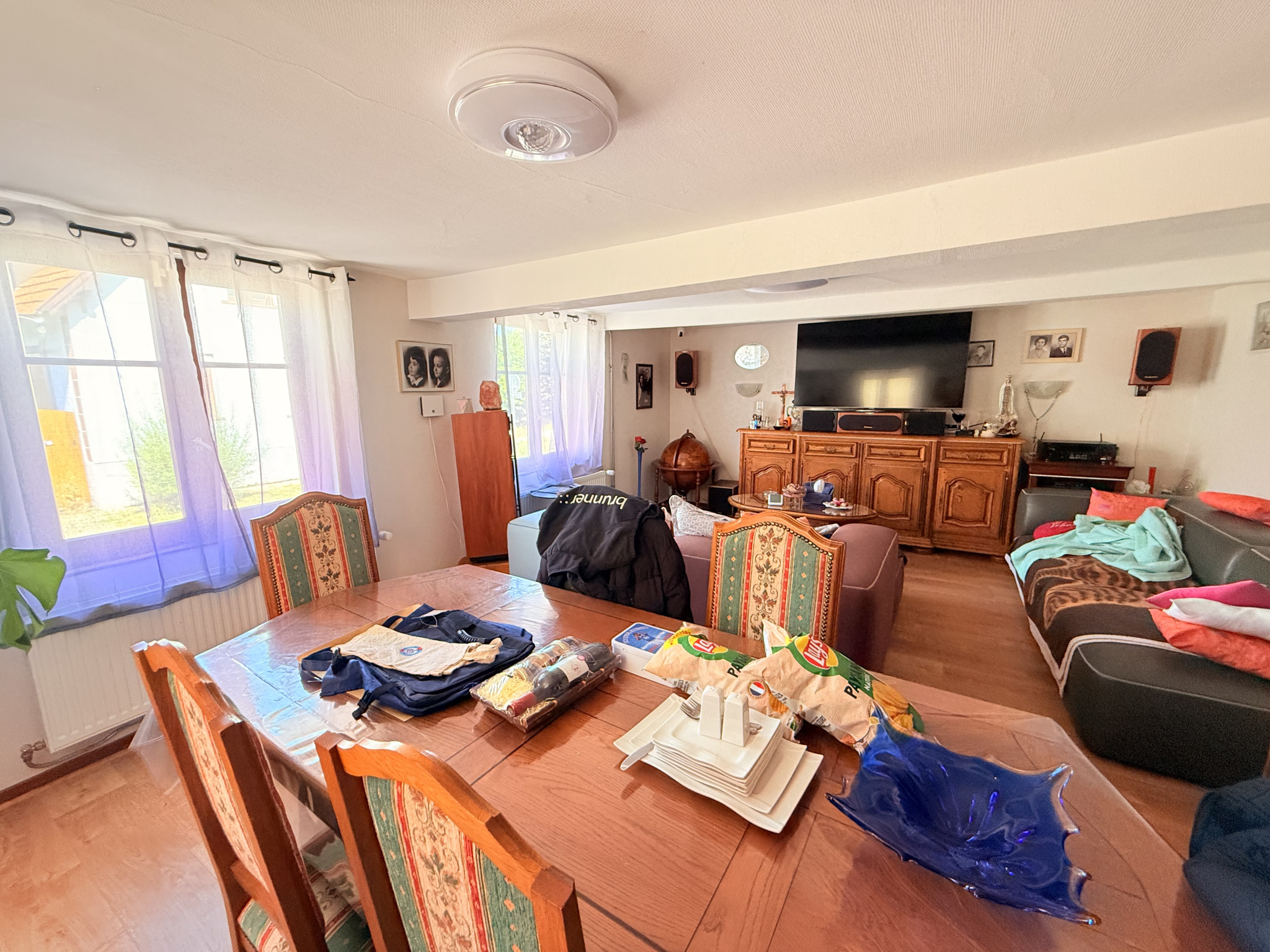 Maison 7 pièces 140m2 avec grange .