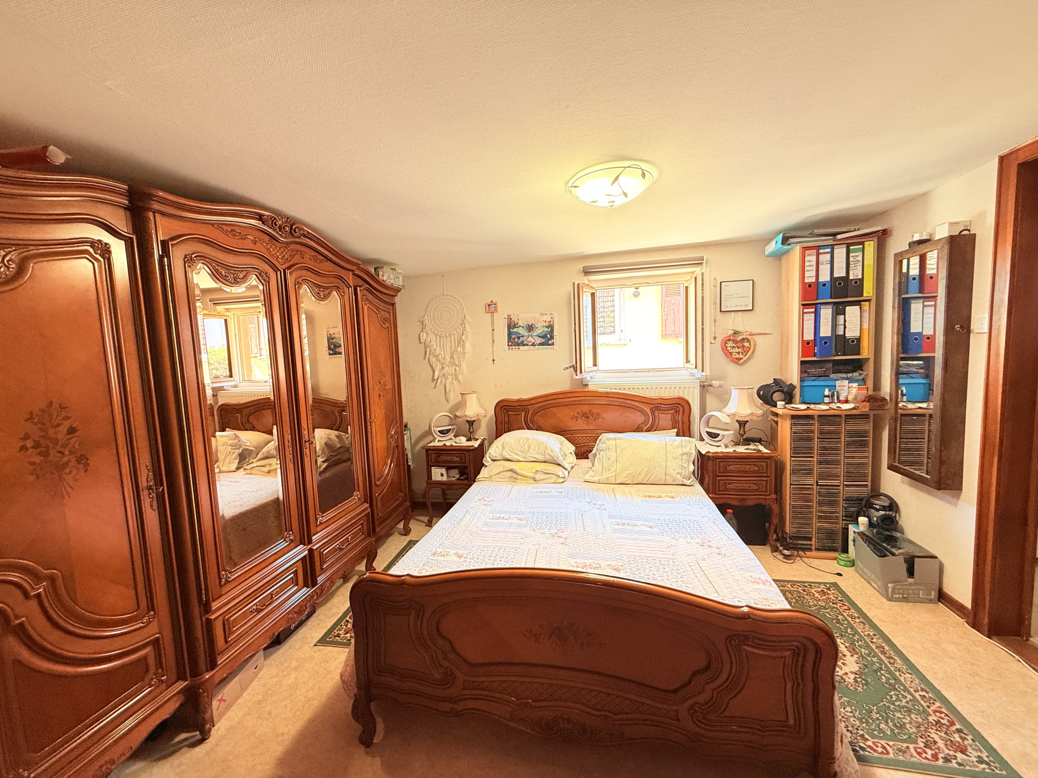 Maison 7 pièces 140m2 avec grange .