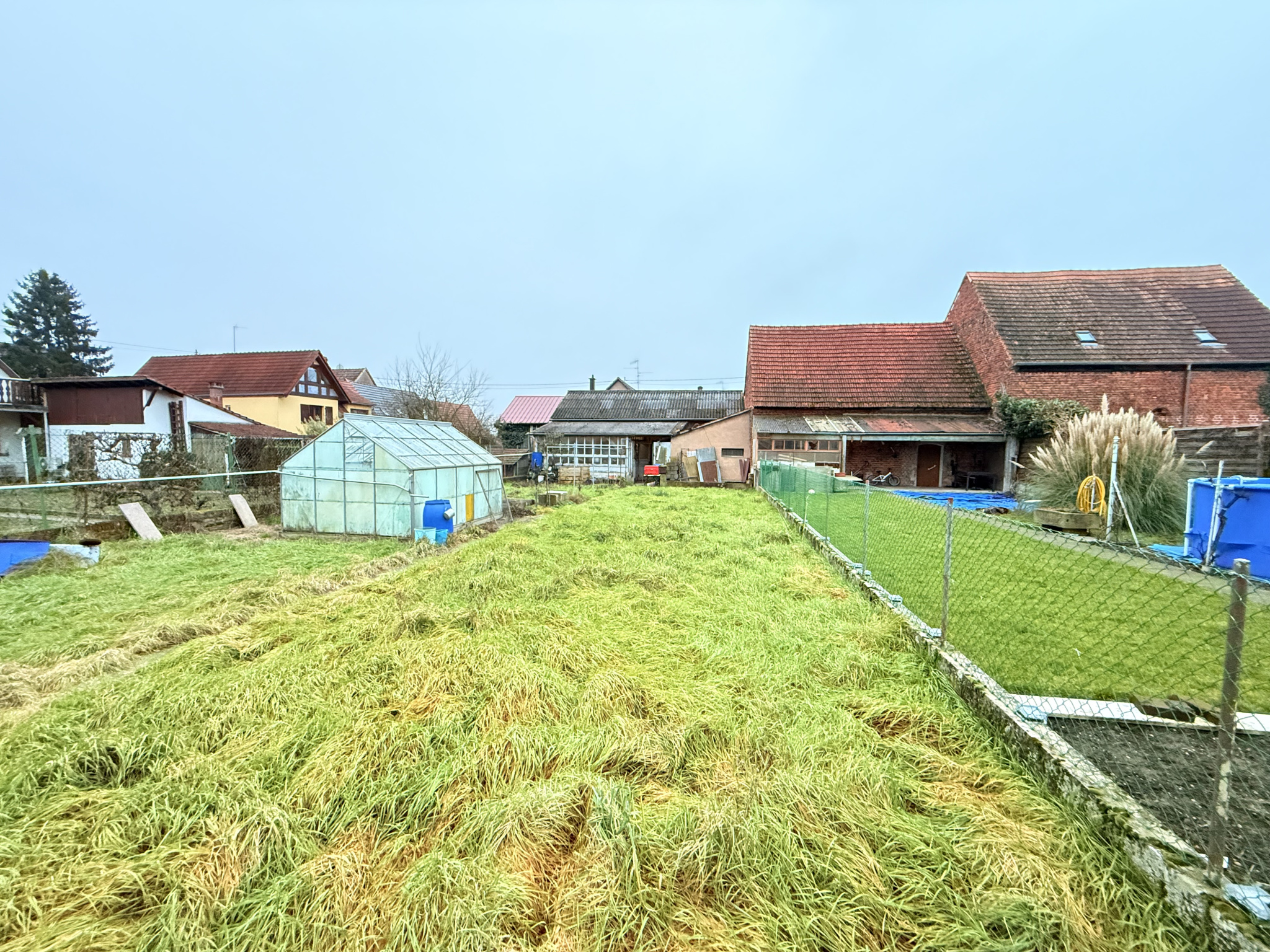 Maison 5 pièces 127 m2 habitables sur 6,42a constructibles