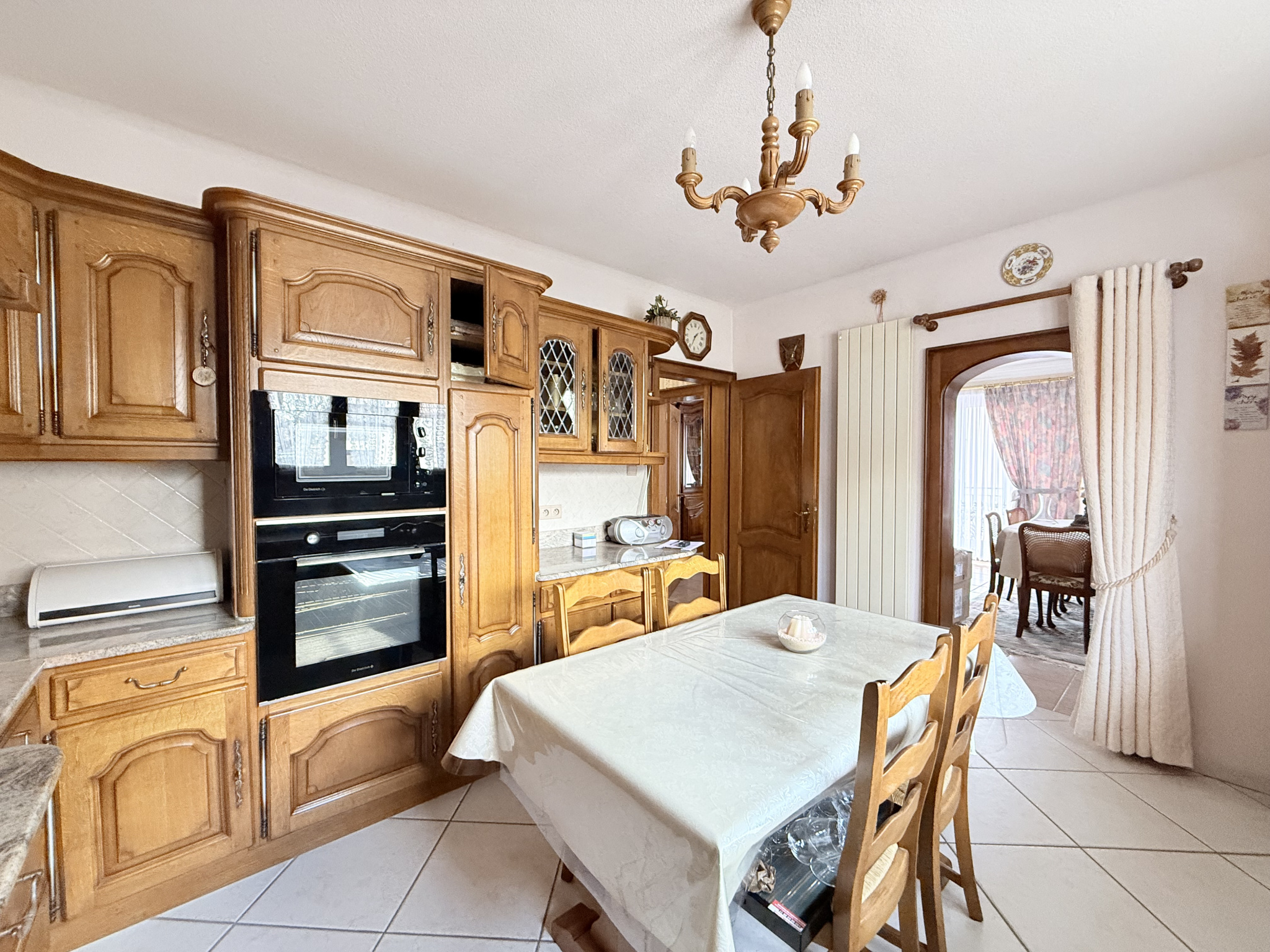 À saisir à Gries   Maison 4/5 pièces de 125 m2 hab. 4,06 ares.