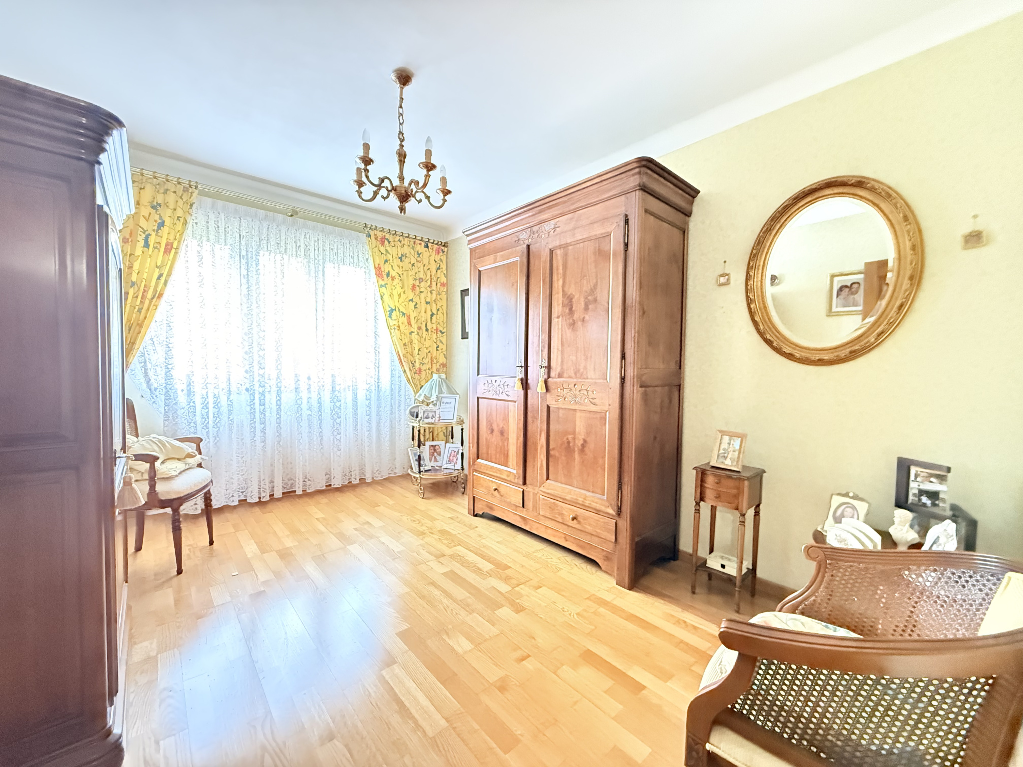 À saisir à Gries   Maison 4/5 pièces de 125 m2 hab. 4,06 ares.
