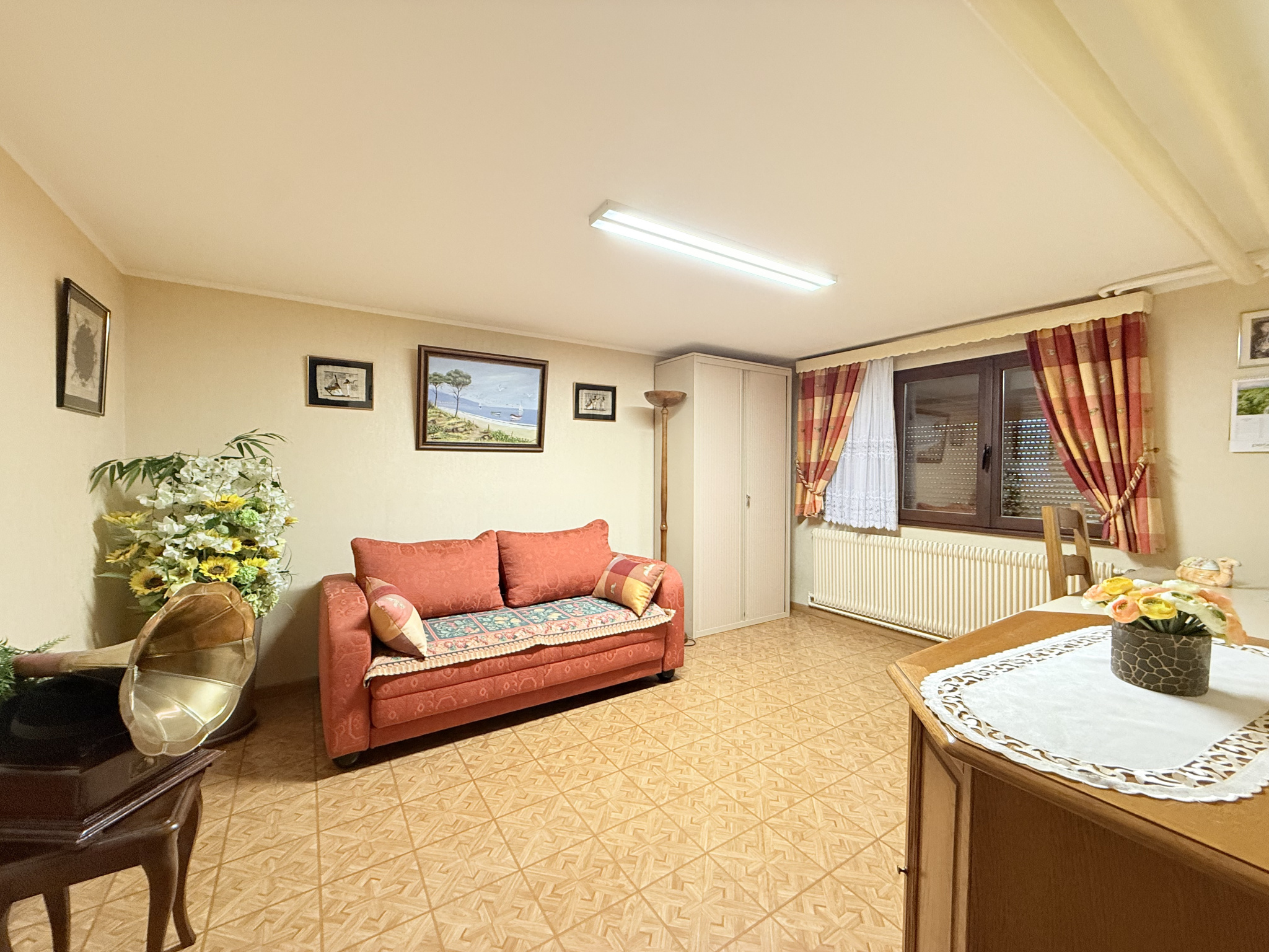 À saisir à Gries   Maison 4/5 pièces de 125 m2 hab. 4,06 ares.