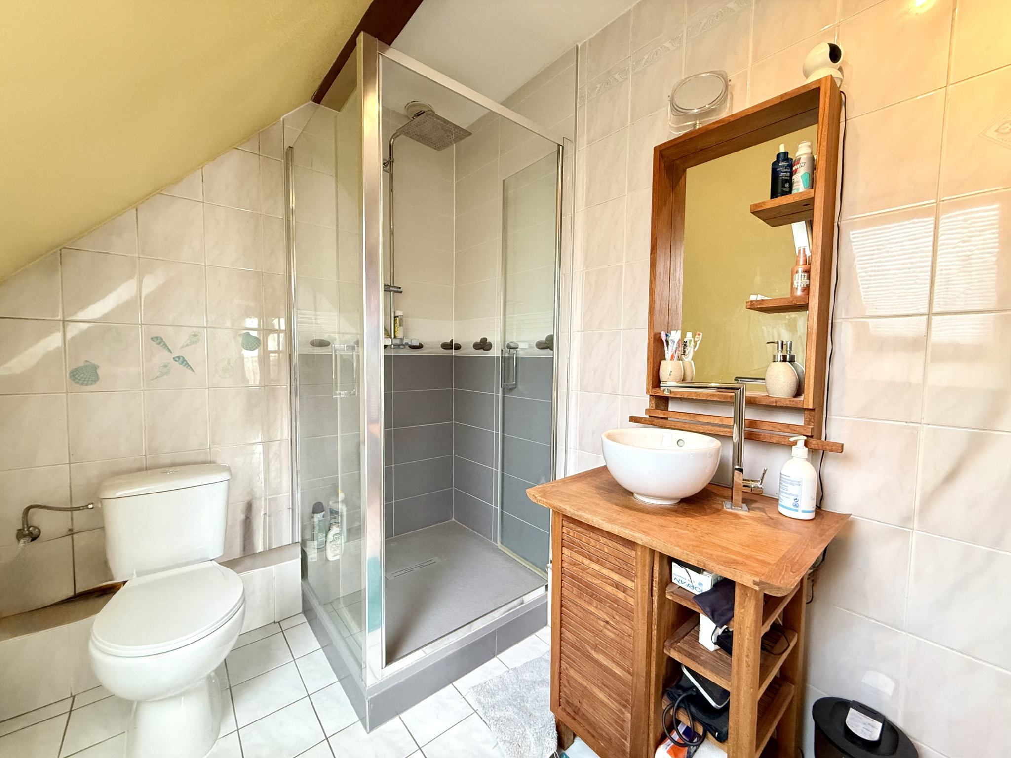 Hoerdt , beau 4/5 pièces duplex 135m2 au calme.