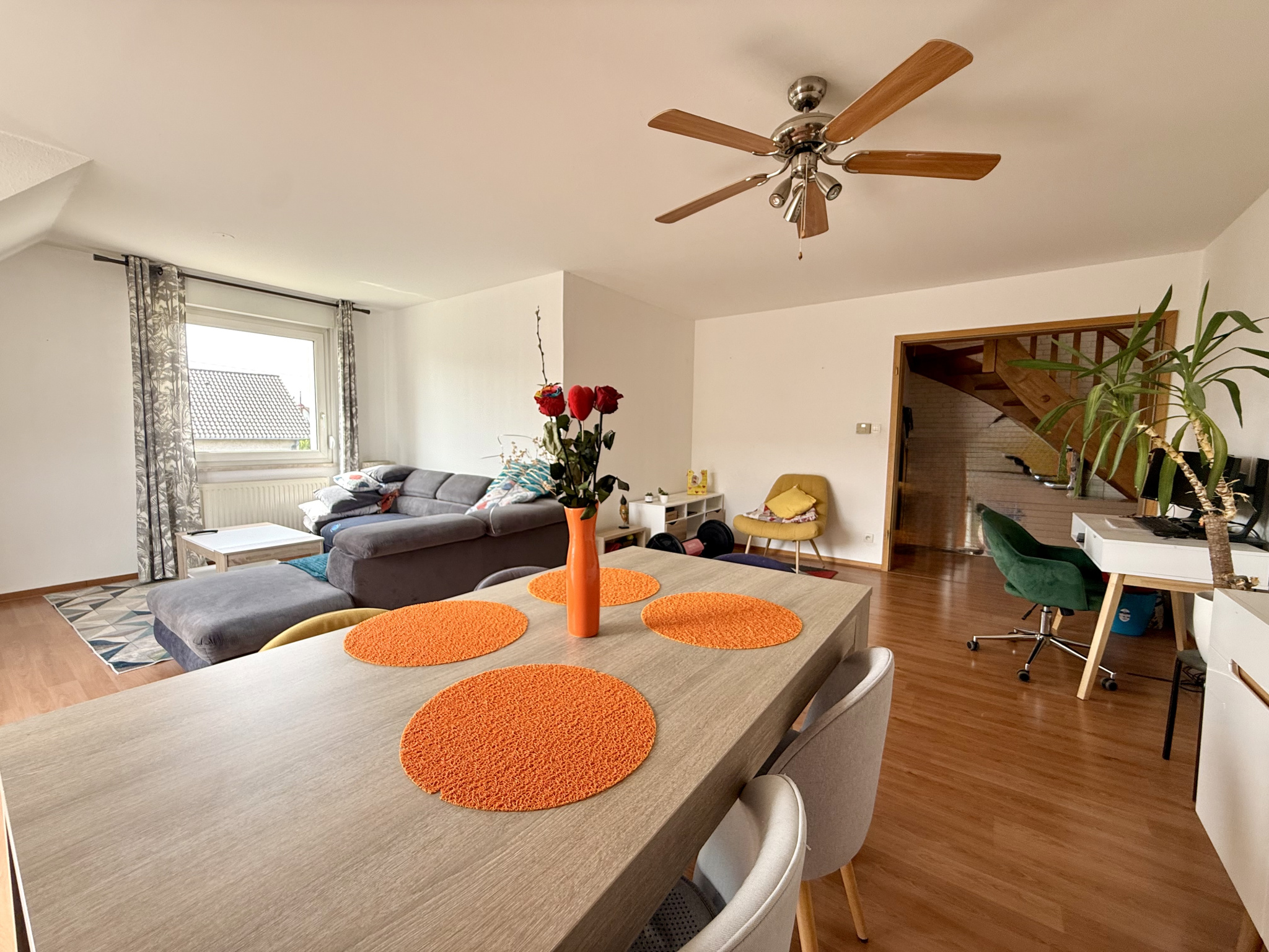 Hoerdt , beau 4/5 pièces duplex 135m2 au calme.