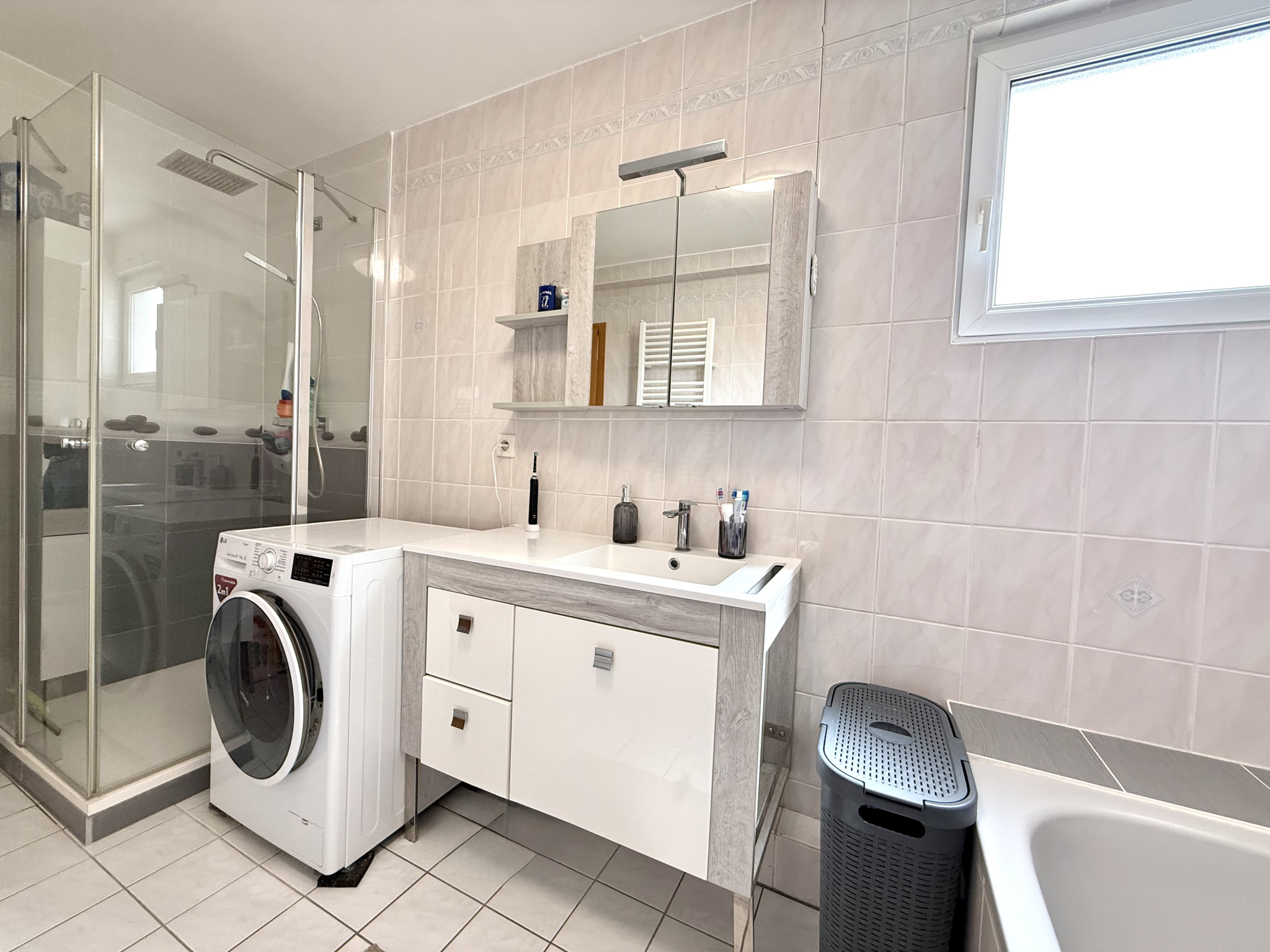 Hoerdt , beau 4/5 pièces duplex 135m2 au calme.