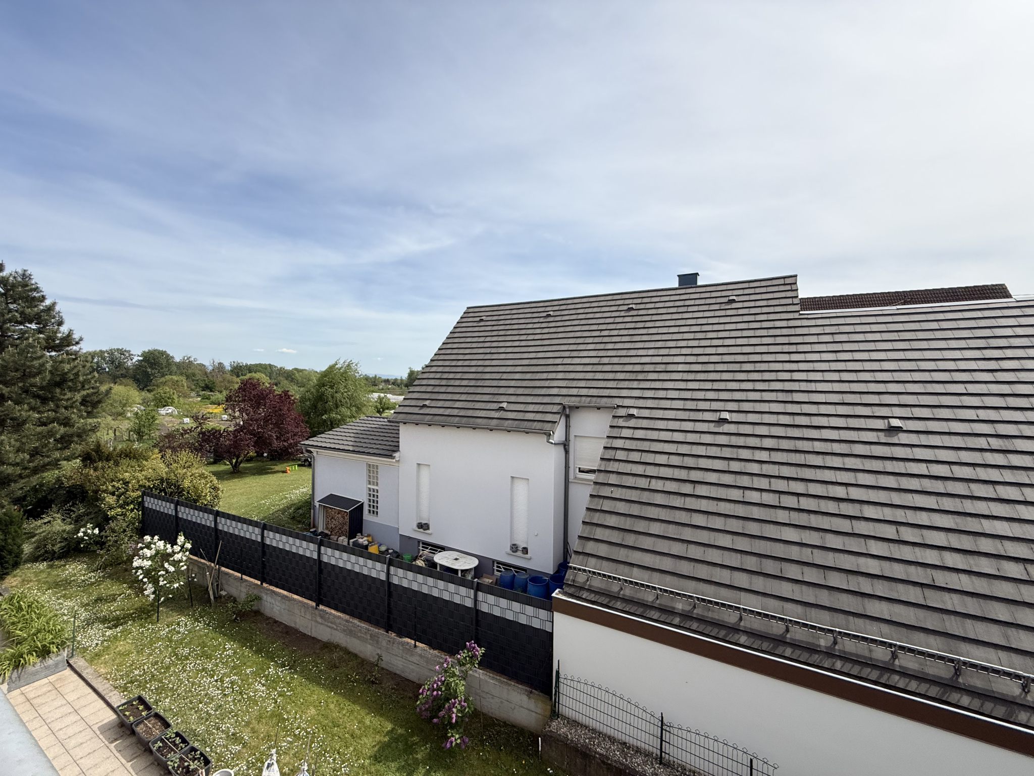 Hoerdt , beau 4/5 pièces duplex 135m2 au calme.