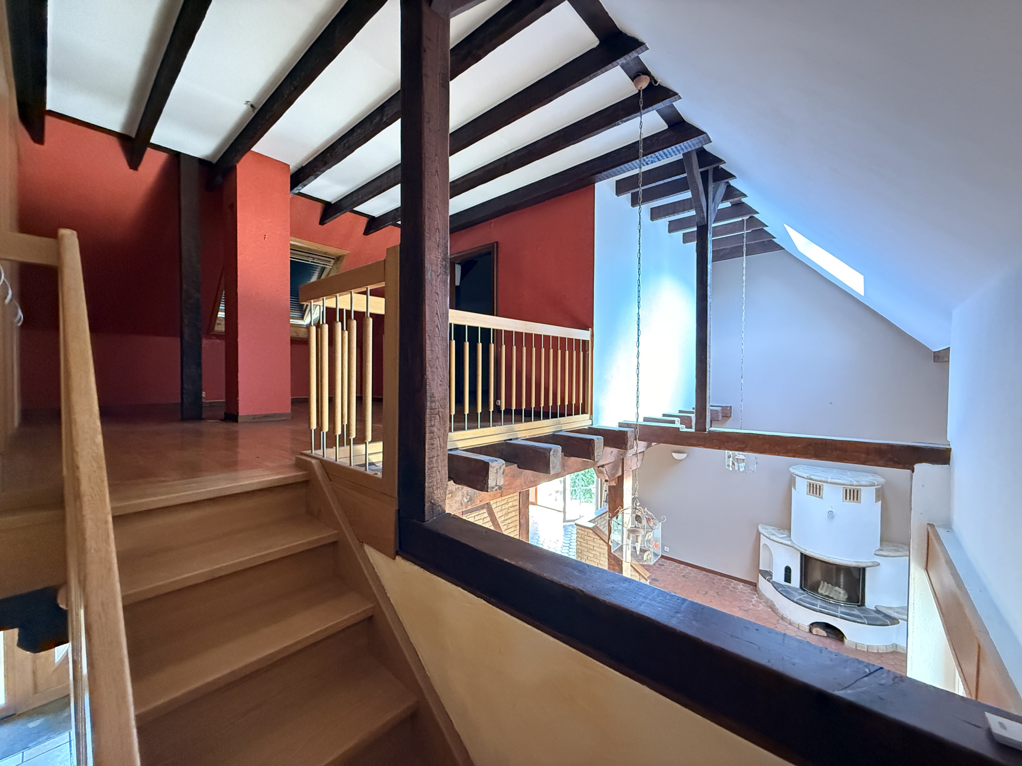 À saisir à Mundolsheim   Maison 6 pièces de 137 m2 habitables sur terrain verdoyant de 16,45 ares avec piscine