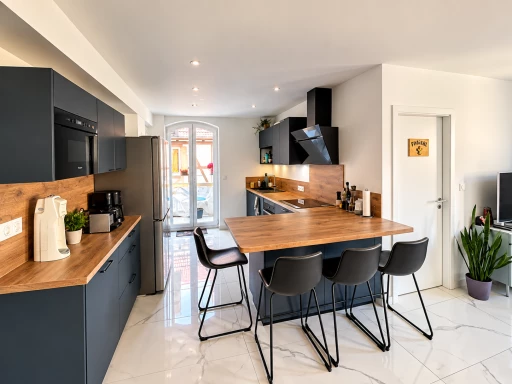 Superbe appartement 4 pièces lumineux de 92,7 m2 + parkings