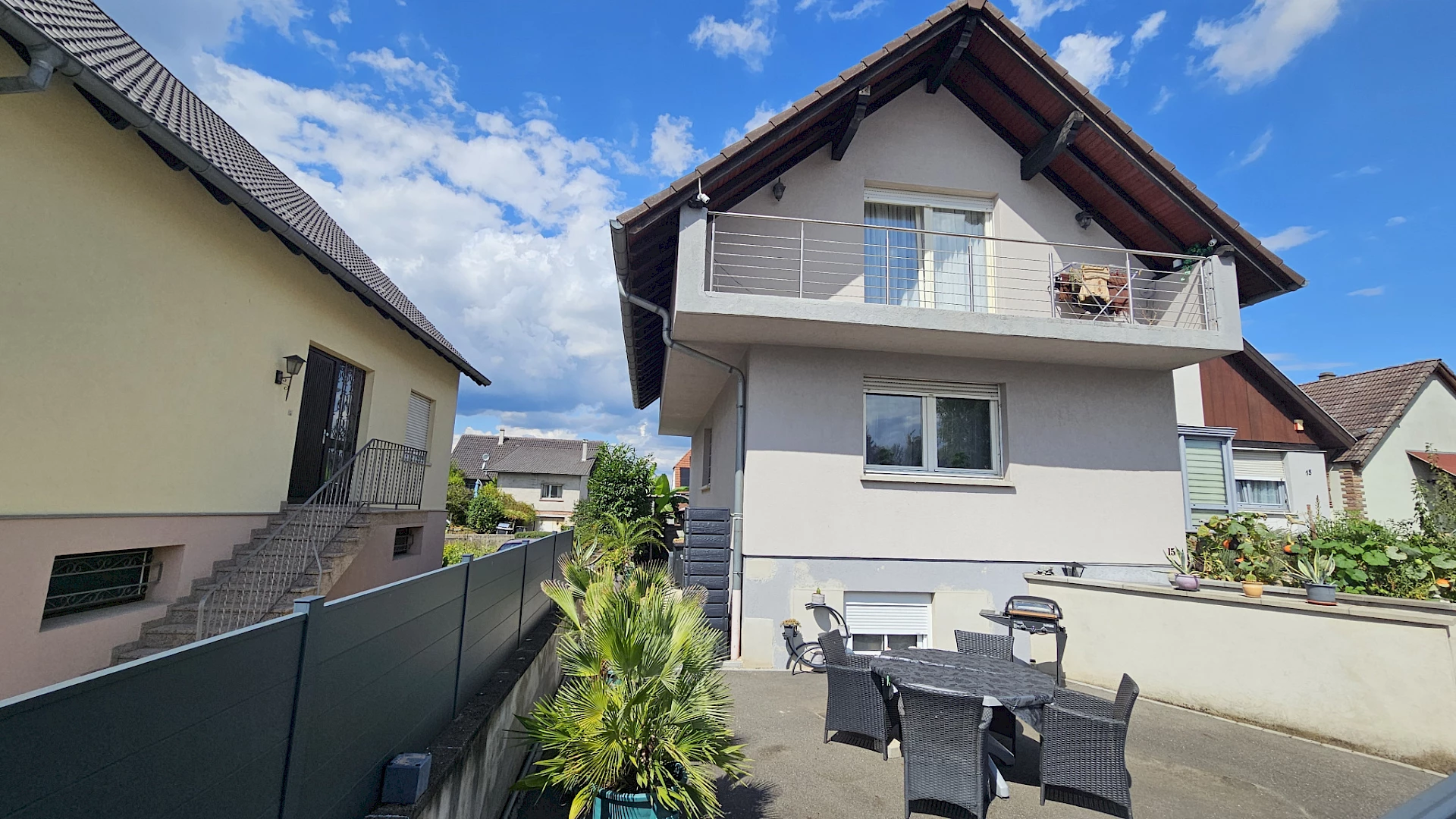 Maison 104 m2 sur1,43 are