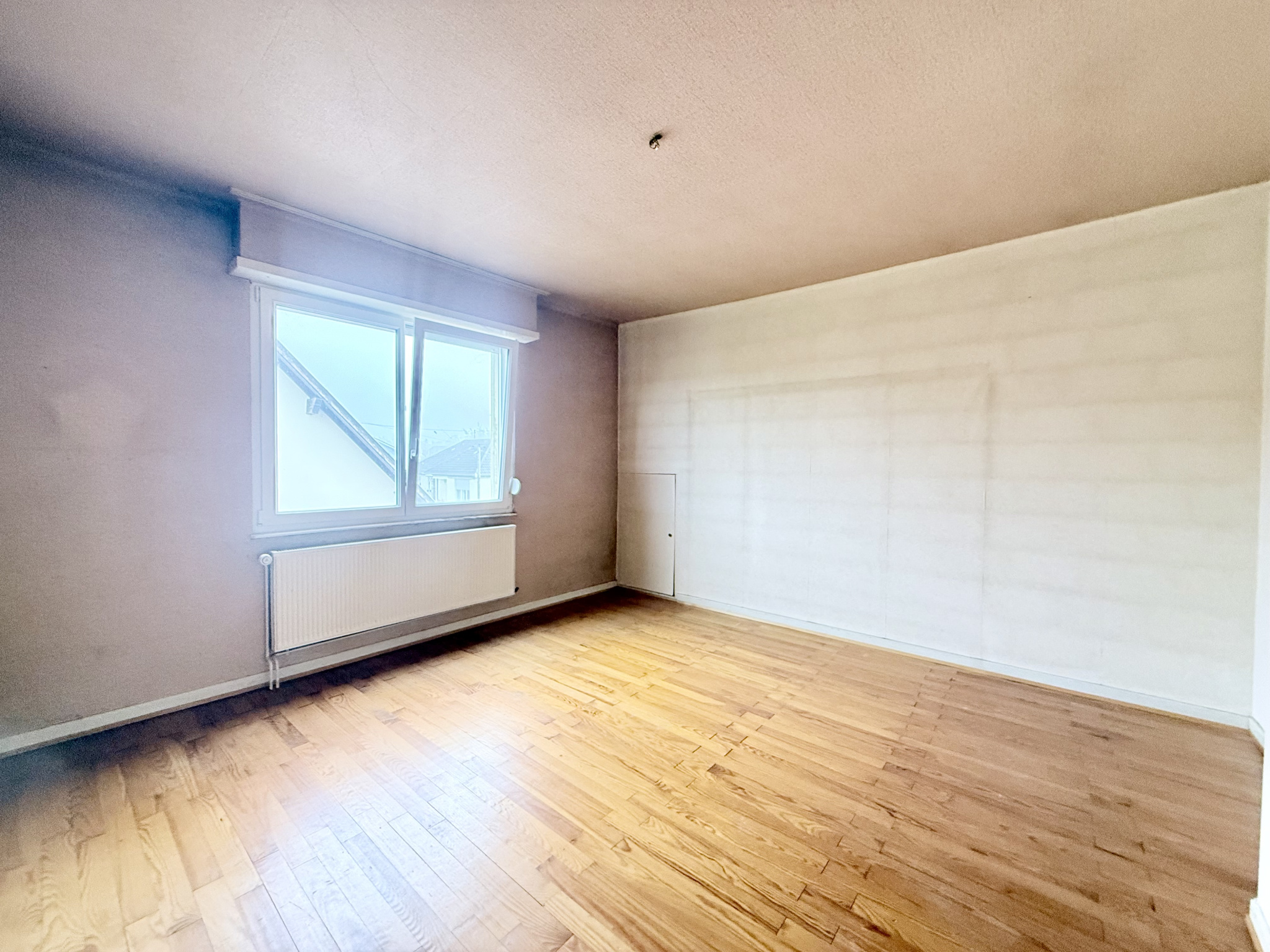 A saisir Maison 5 pièces 133m2 sur 6,44 ares avec dépendance
