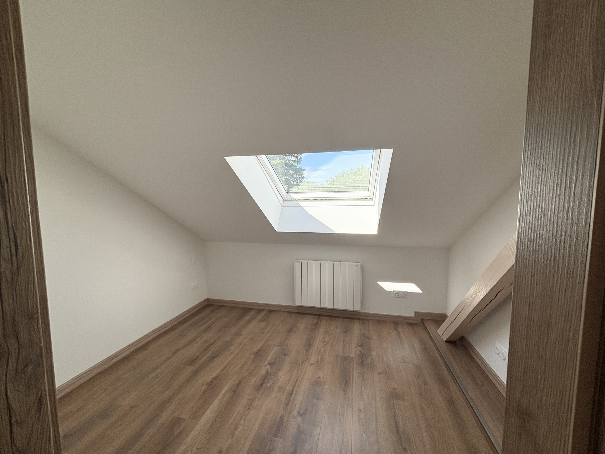 3 PIÈCES   40,10 M2 CARREZ   ENTIÈREMENT RÉNOVÉ