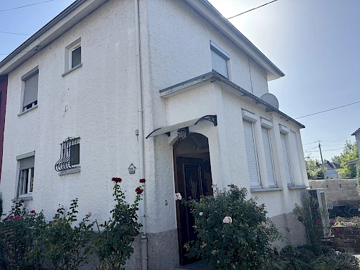 Strasbourg   Maison 3 chambres avec cour et jardin