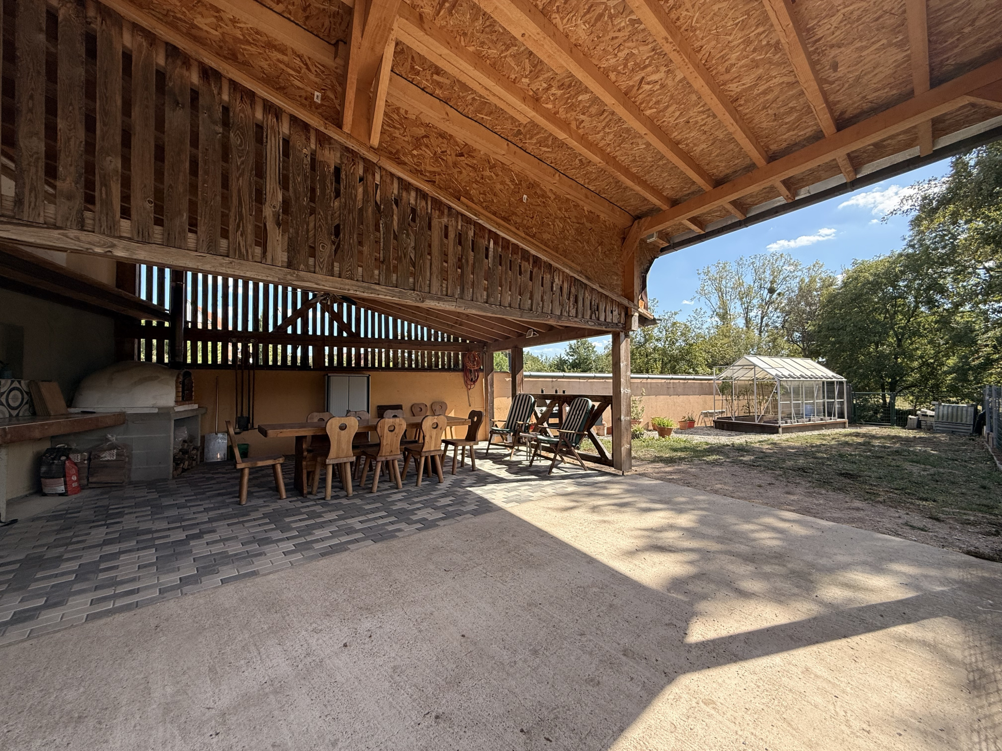 Maison 5 pièces avec grange et jardin sans travaux