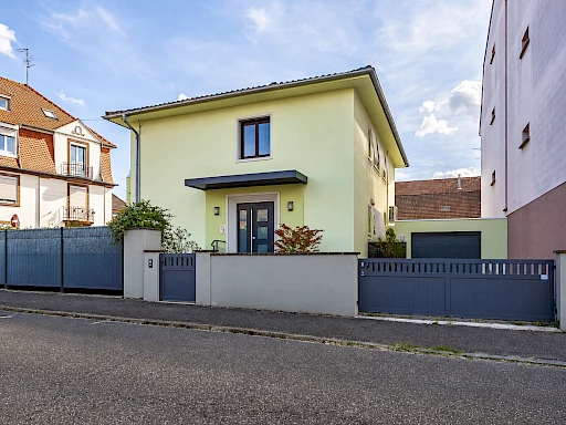 Maison de caractère 157M2 + Cour + Garage