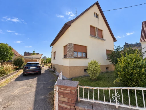 À SAISIR   MAISON 6 P À RÉNOVER SUR 9,46 ARES