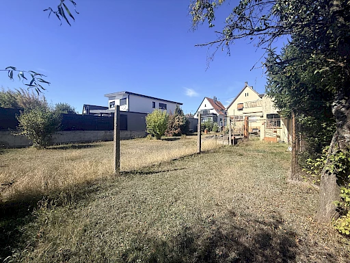 À SAISIR   MAISON 6 P À RÉNOVER SUR 9,46 ARES