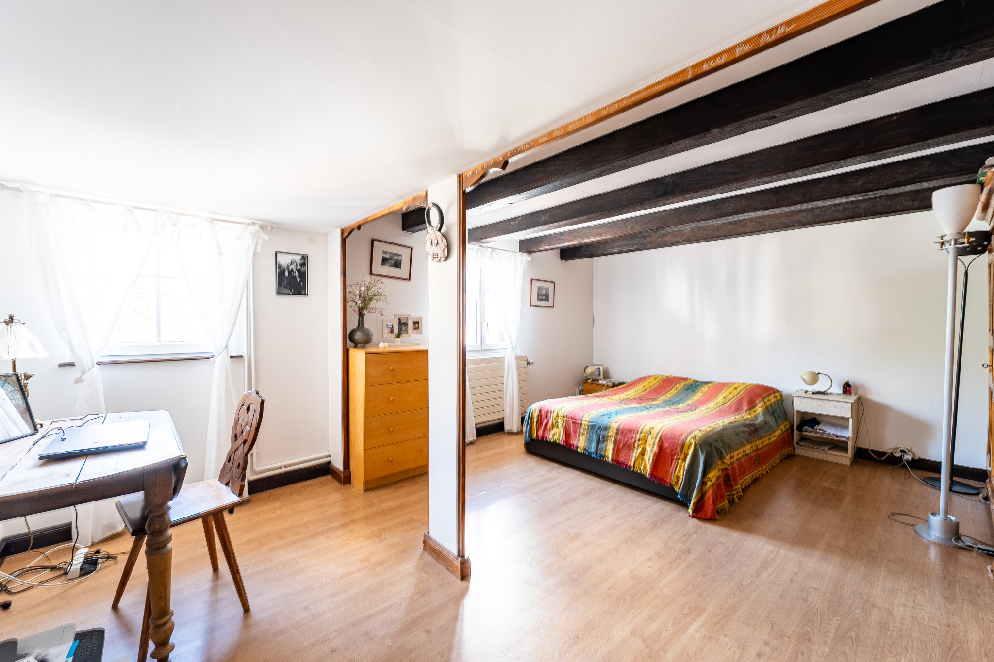 Authentique corps de ferme 7 pièces 302m2 sur 9,92 ares.
