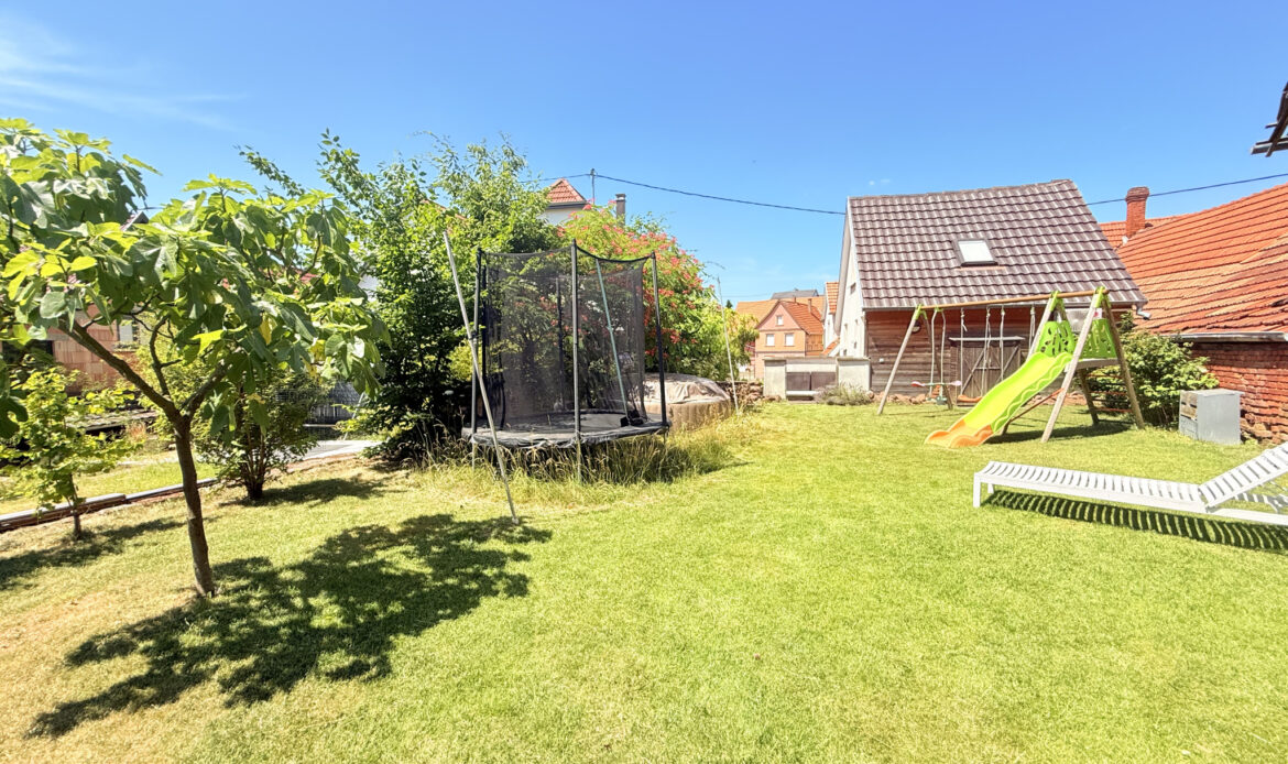 7d056143.jpg