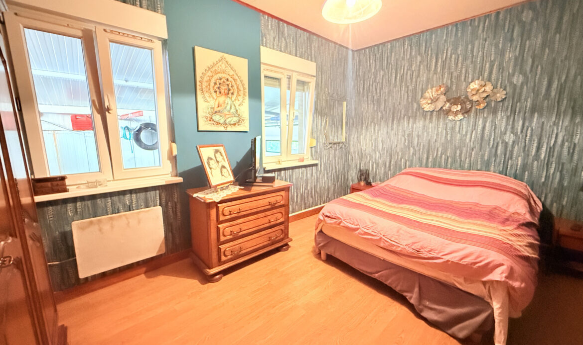 7f010e4c.jpg