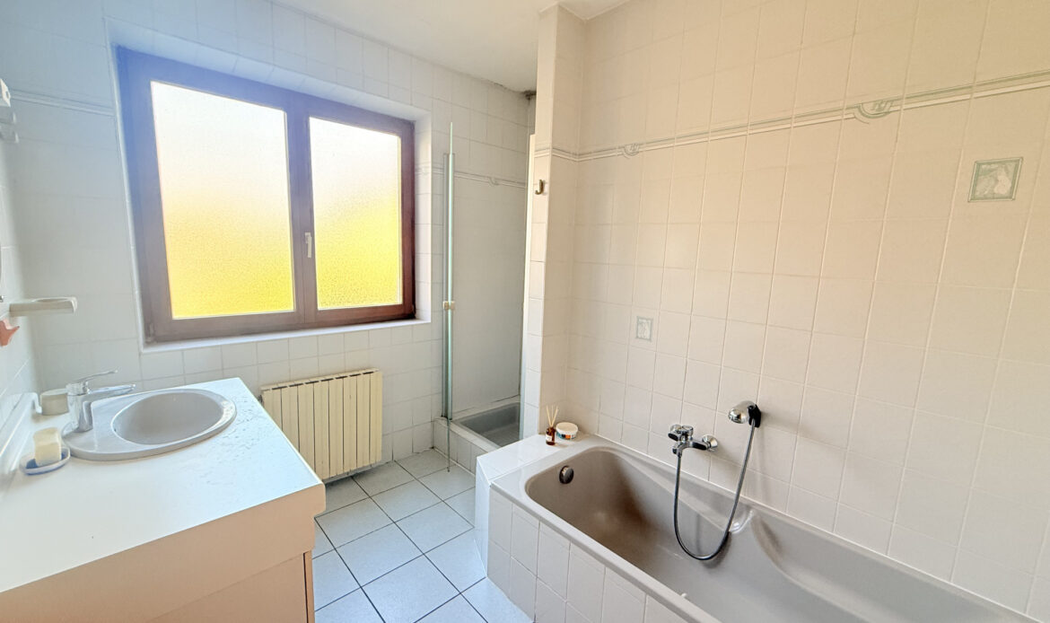 a4d11757.jpg
